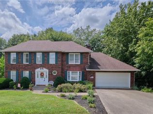 9 Fairway Dr, Charleston, WV 25309