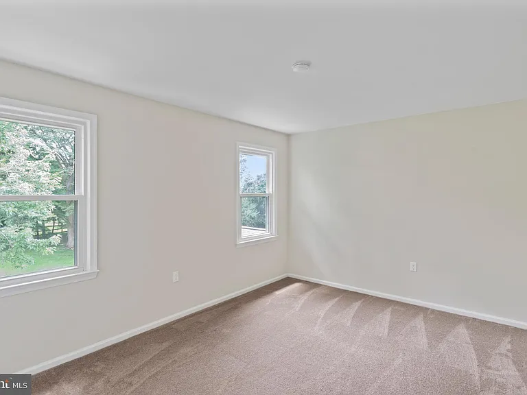 17004 Cashell Rd — Photo 50