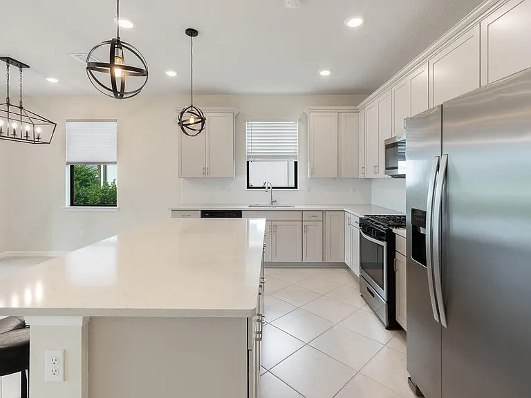 471 SE Vallarta Dr — Photo 14