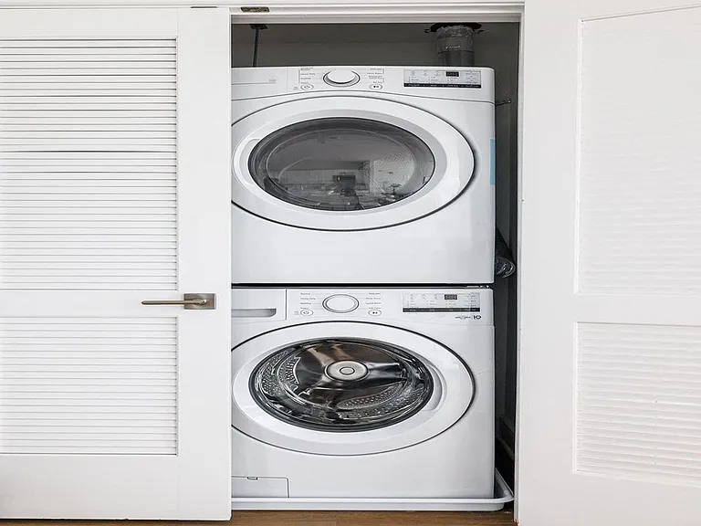 1000 North Ave — Photo 34