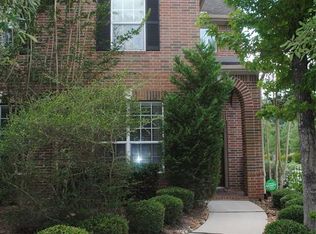 15 Umbria Ln, Spring, TX 77382