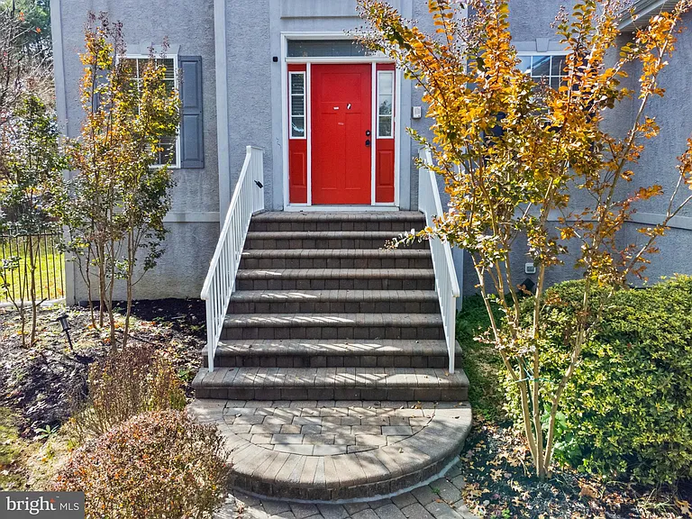 3 Jasper Dr — Photo 6