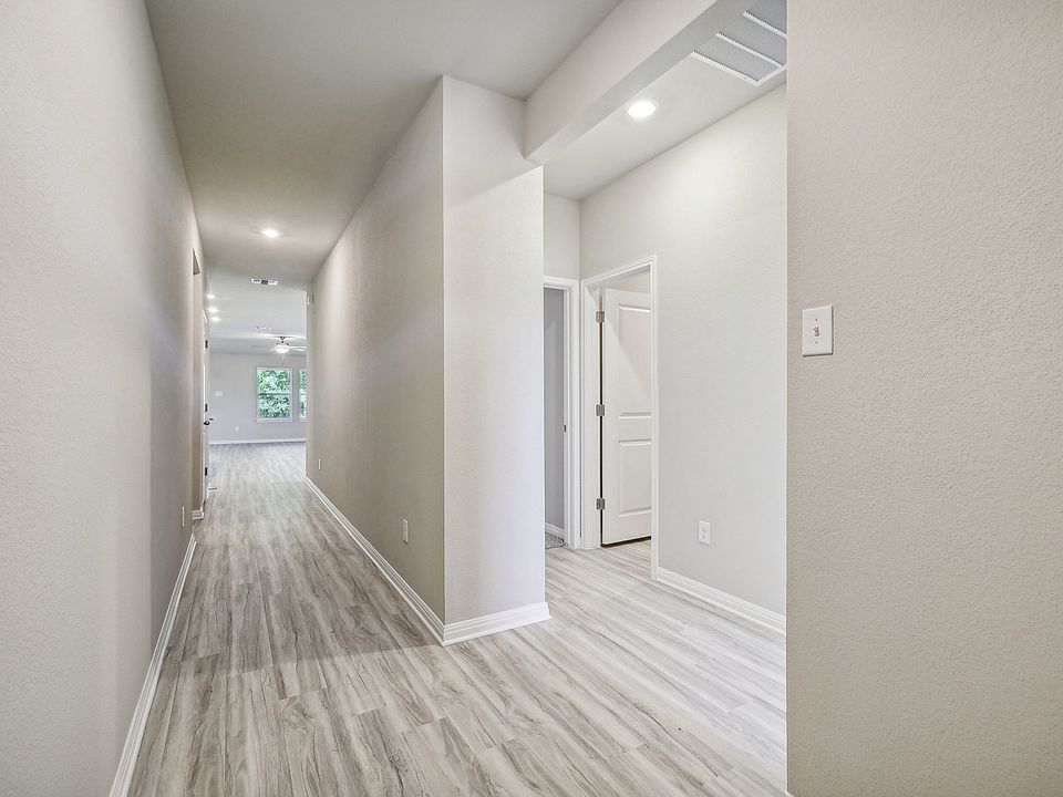 The Burnett 825 Floorplan