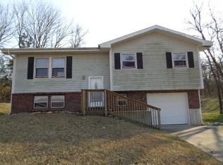 1028 Wingate Dr, Boonville, MO 65233