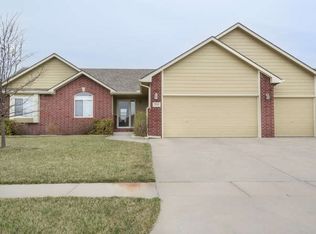 2502 Eastridge St, Goddard, KS 67052