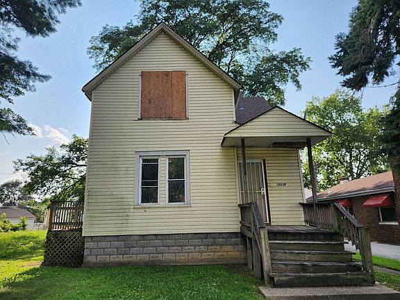 3rd image of 10230 S Lowe Ave