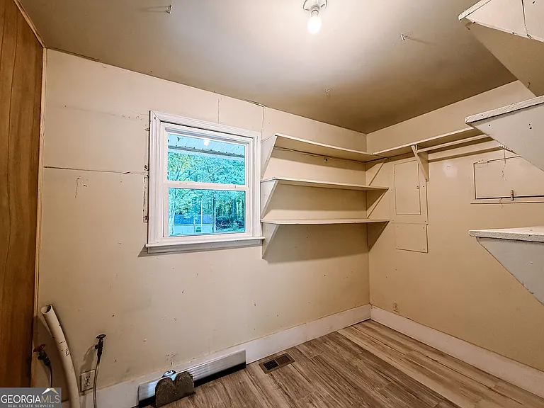 77 Franklin Hwy — Photo 29
