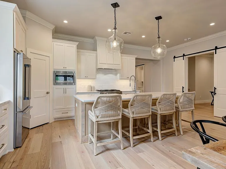 209 Pont De Normandie Ct — Photo 16