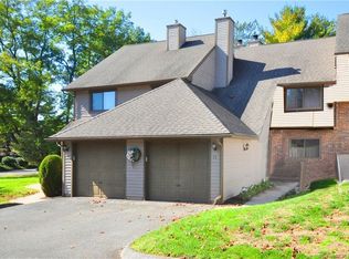 11 Fox Run Ct UNIT 11, Newington, CT 06111