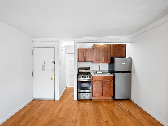 5th image of 222 1st Ave APT 2C
