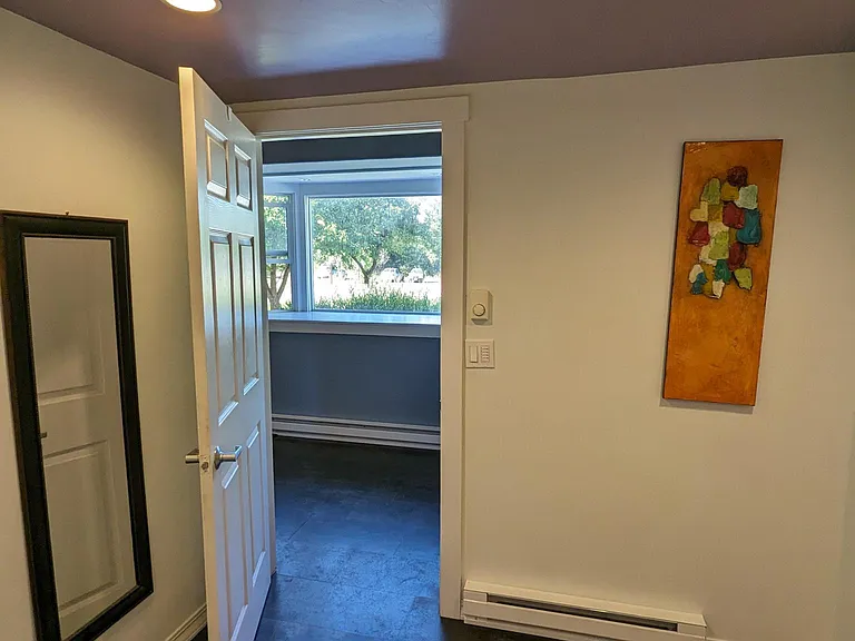 244 Castle Ave #B — Photo 7