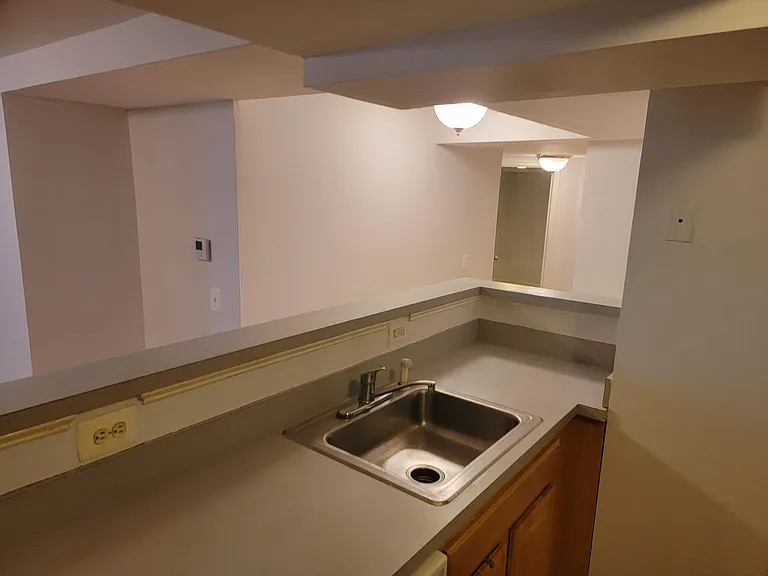 330 Rhode Island Ave NE #10 — Photo 14