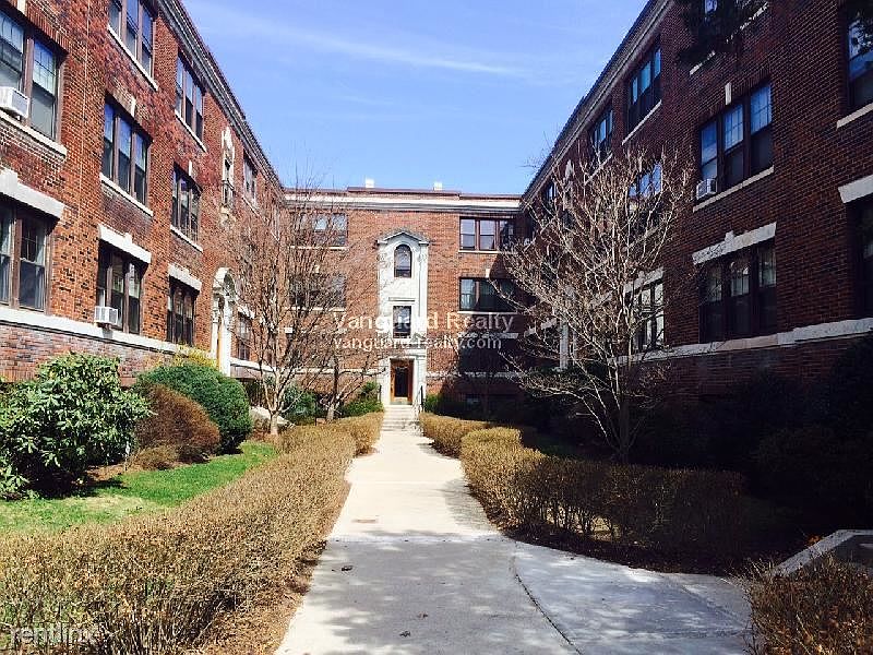 407 Washington
