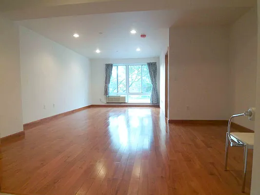 Rented by City Connections Realty | media 21