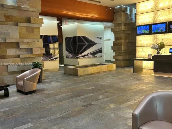 500 Brickell Ave, Miami, FL