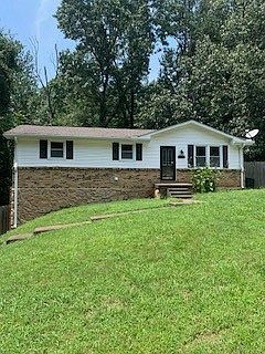 1st image of 1143 Chestnut Dr