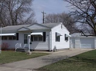 1113 Seneca St, Storm Lake, IA 50588