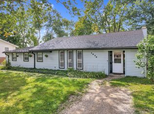 1373 Nolta Rd, Walled Lake, MI 48390
