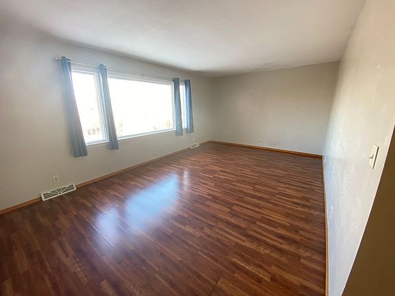 4th image of 1810 1/2 N 14th St