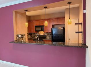 4001 Tanglewilde St APT 811, Houston, TX 77063