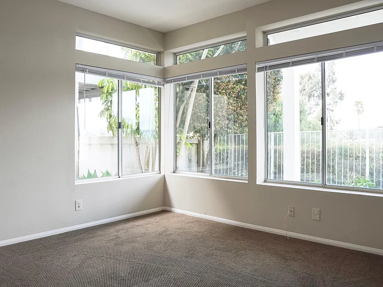 24901 Seagate Dr — Photo 17