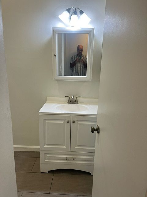 1st image of 418 N Ogden Dr APT 7