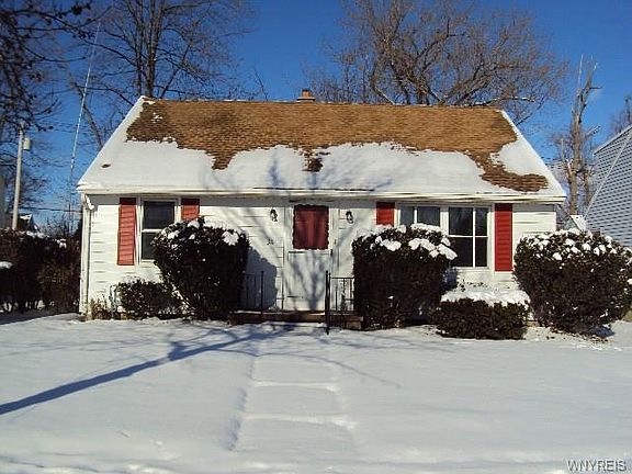 2nd image of 36 Delton St