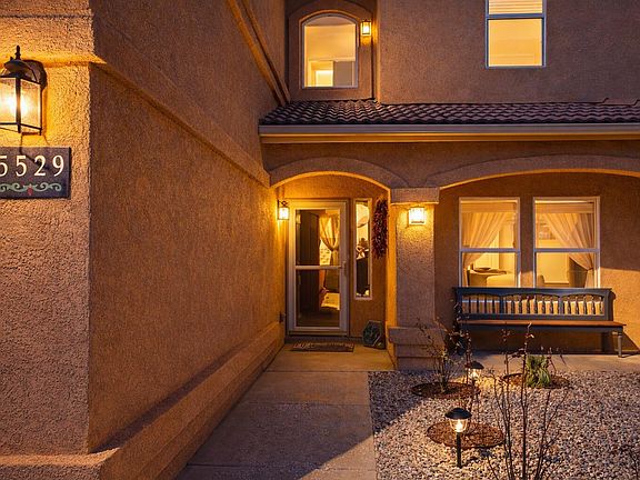 4th image of 5529 Sandoval Dr NE