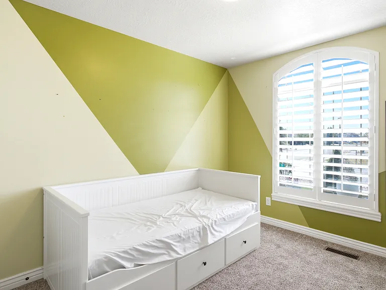 5742 S 4525 W — Photo 14