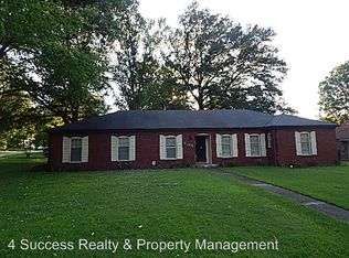 3105 Overbrook Rd, Memphis, TN 38128