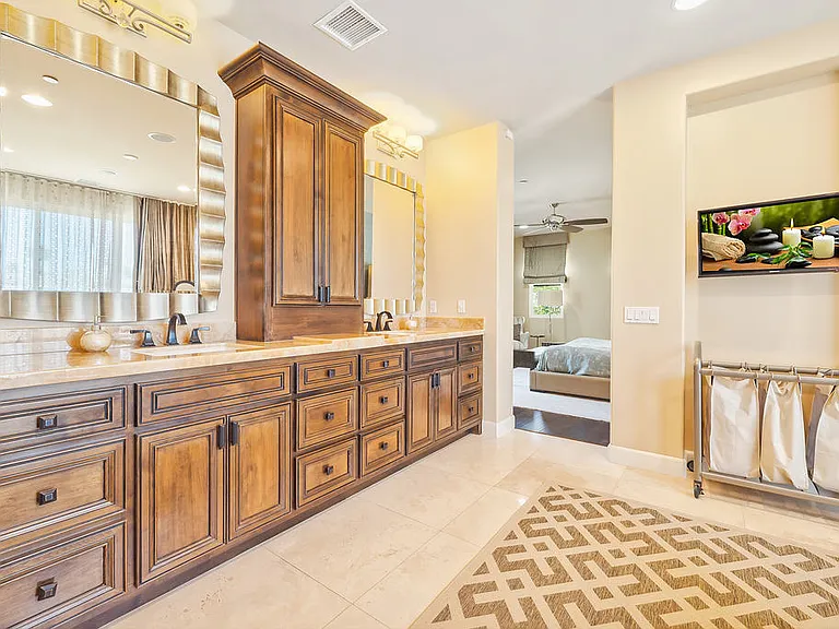 379 Bella Cara Way — Photo 15