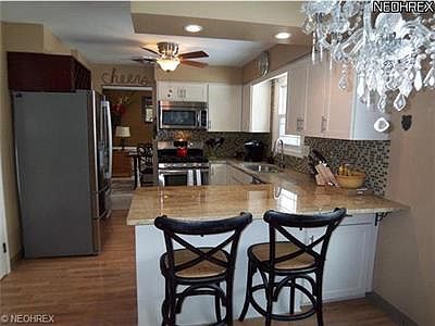 5th image of 4683 Whitehall Dr