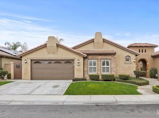 8605 Lago Di Como Ln, Bakersfield, CA 93312