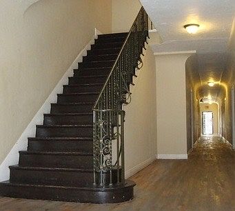 2nd image of 654 S Dunsmuir Ave APT 102