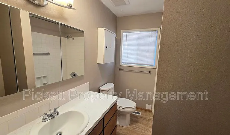 8671 Silverdale Way NW — Photo 17