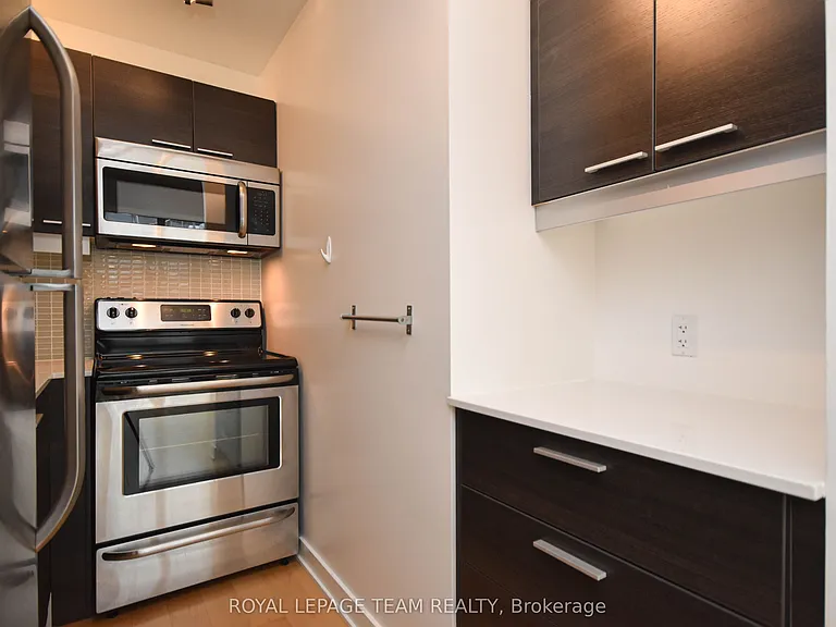 349 McLeod St #726 — Photo 12