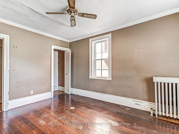 5th image of 45 Locust St