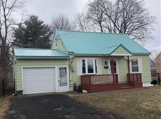 107 Northfield Dr, North Syracuse, NY 13212