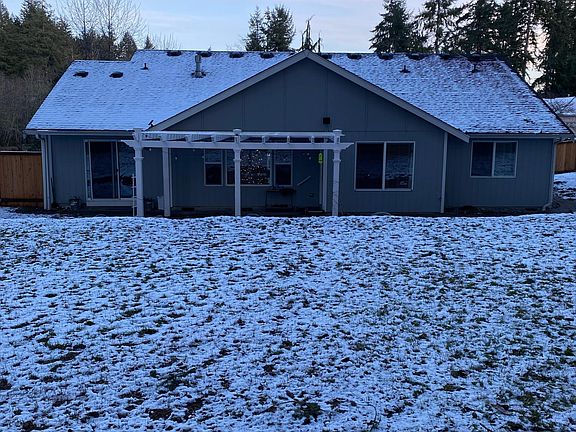 2nd image of 6726 Garrett Ct NE