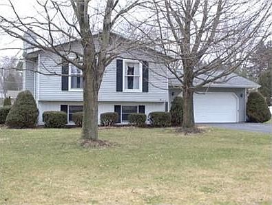 1st image of 162 Greer Dr E