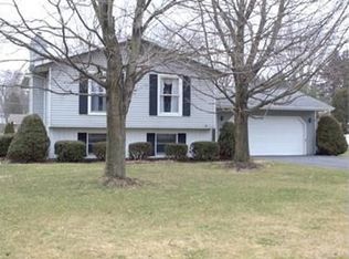 162 Greer Dr E, Newark, OH 43055