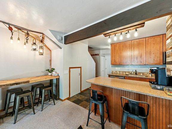 3rd image of 1410 Ski Run Blvd #28