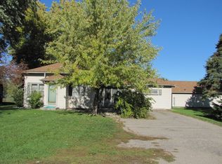 408 W Park St, Sheldon, IA 51201