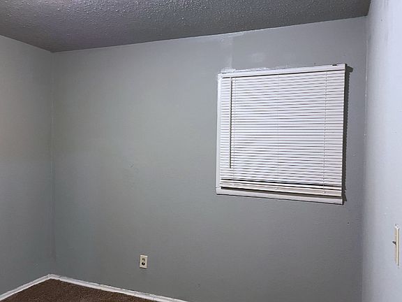 2nd image of 4808 Shawmont Dr NW