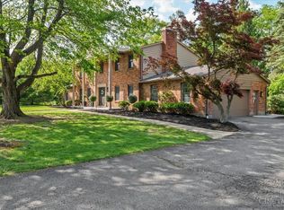 8294 Millview Dr, Cincinnati, OH 45249