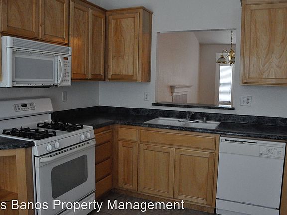 2nd image of 624 Stonewood Dr
