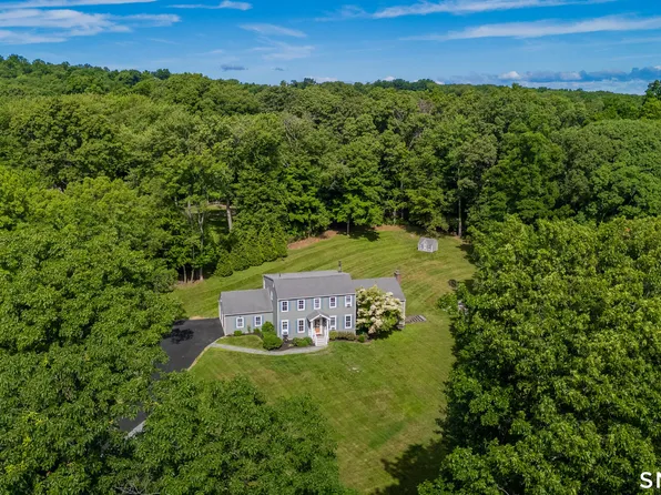 131 Woods Way Drive, Southbury, CT 06488