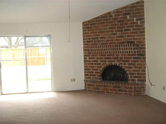 2nd image of 2412 Boca Chica Dr