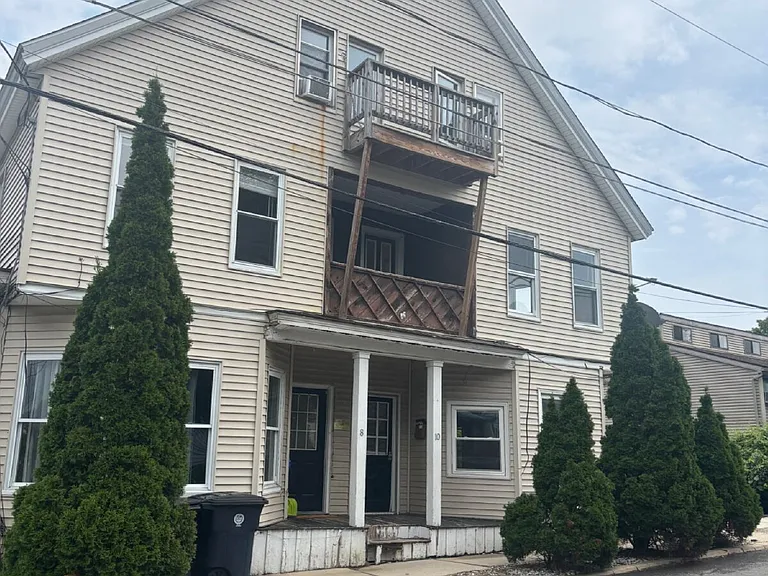 10A Beacon St #10A — Photo 12