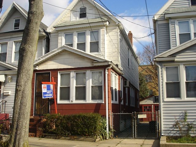 1st image of 10155 116th St
